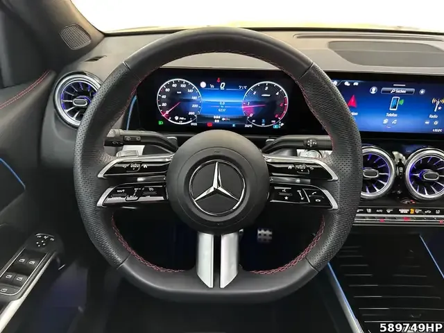 Mercedes-Benz GLB 200