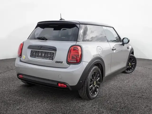 MINI Cooper SE