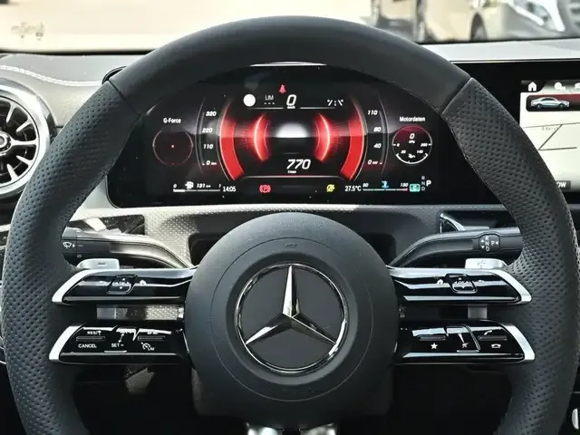 Mercedes-Benz CLA 200