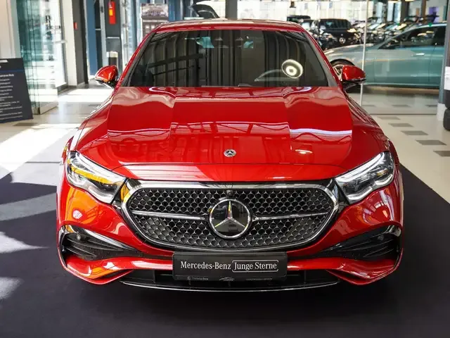 Mercedes-Benz E 300