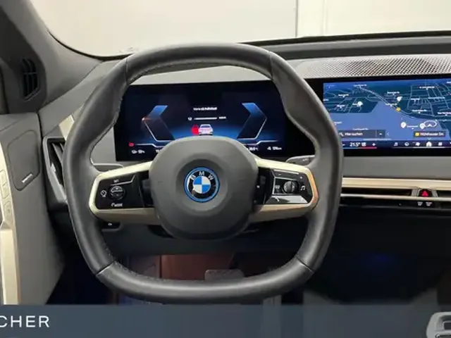 BMW iX