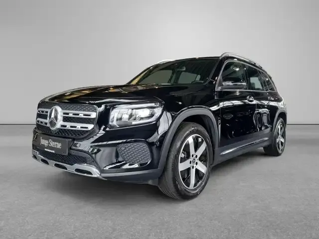 Mercedes-Benz GLB 220