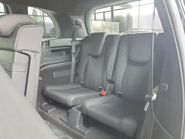 Mercedes-Benz GLB 220