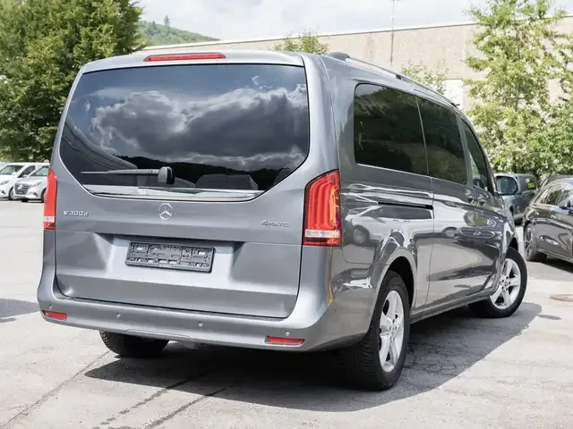 Mercedes-Benz V 300