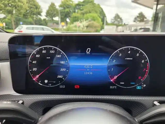 Mercedes-Benz CLA 180
