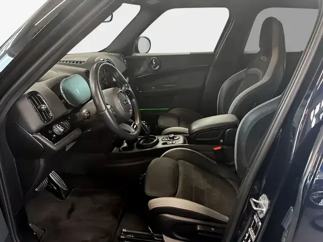 MINI John Cooper Works Countryman