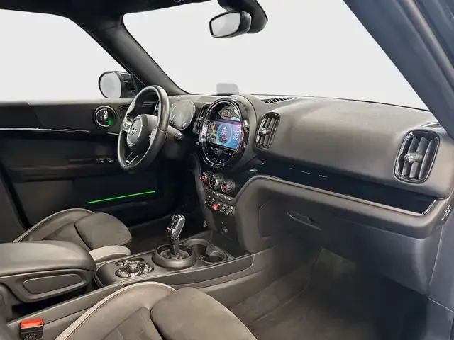 MINI John Cooper Works Countryman