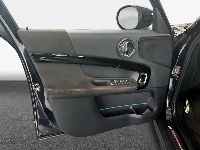 MINI John Cooper Works Countryman