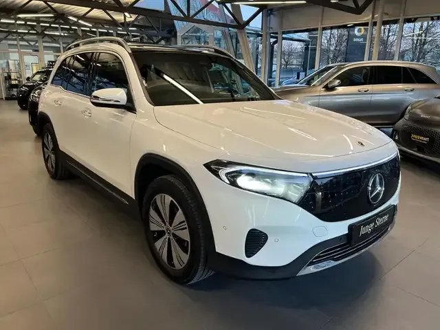 Mercedes-Benz EQB 300