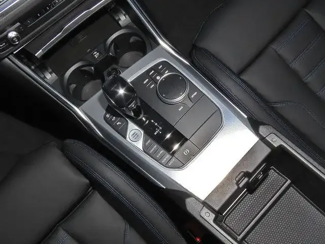 BMW 340