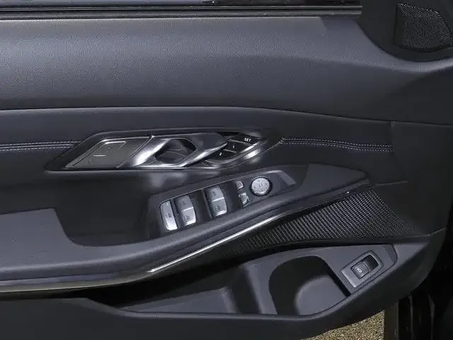 BMW 340