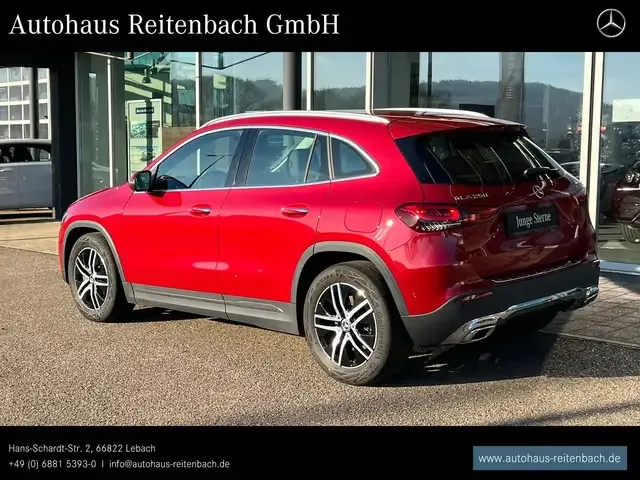 Mercedes-Benz GLA 250