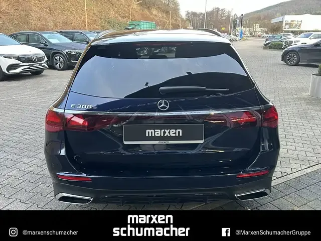Mercedes-Benz E 300