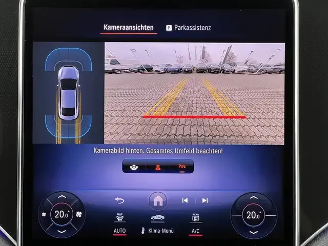 Mercedes-Benz EQE 300