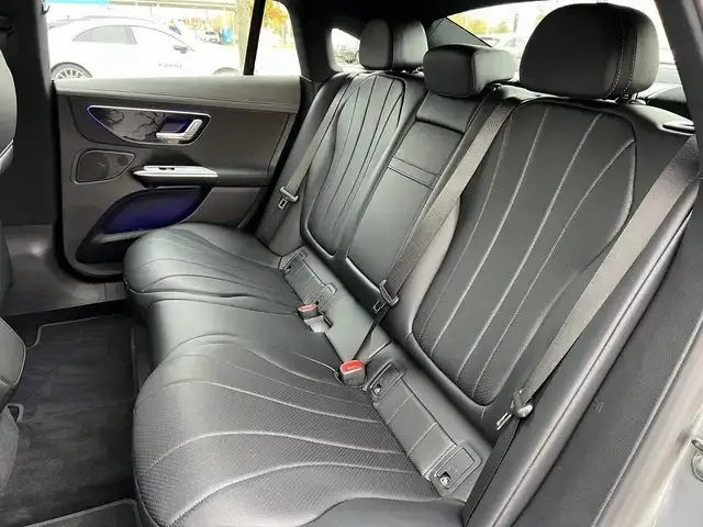 Mercedes-Benz EQE 300