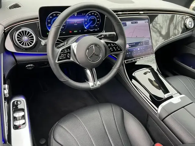 Mercedes-Benz EQE 300