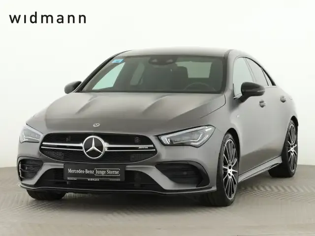 Mercedes-Benz CLA 35 AMG