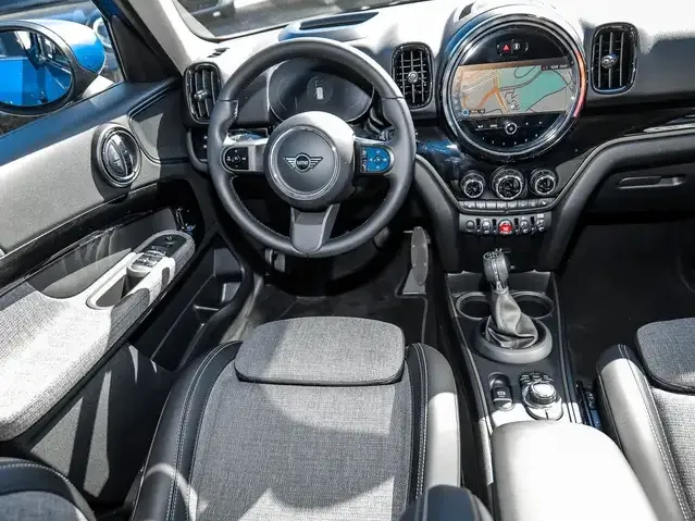 MINI One Countryman