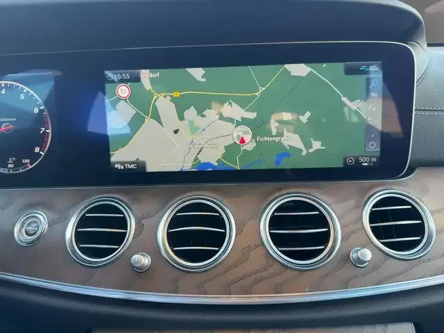 Mercedes-Benz E 250