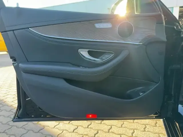 Mercedes-Benz E 250