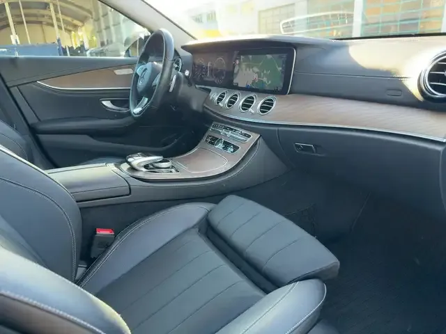Mercedes-Benz E 250