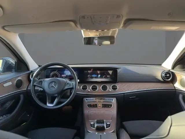 Mercedes-Benz E 250