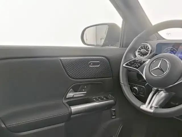 Mercedes-Benz EQA 350