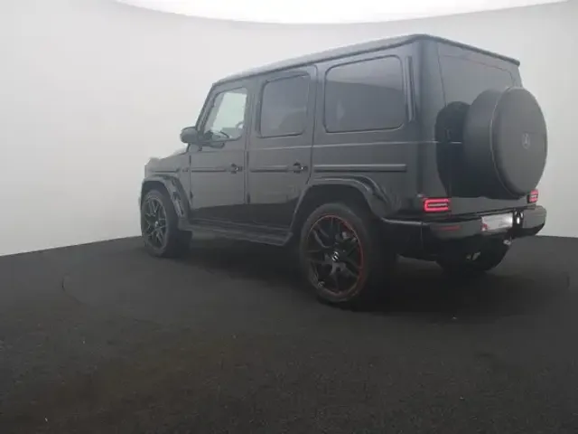 Mercedes-Benz G 400