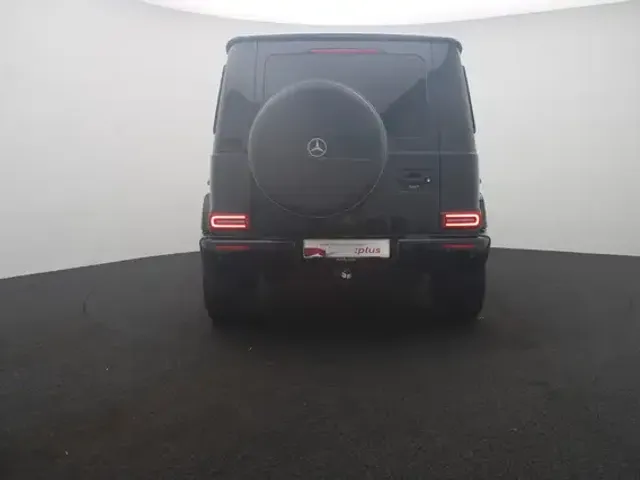 Mercedes-Benz G 400