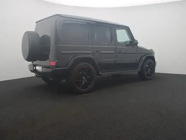 Mercedes-Benz G 400