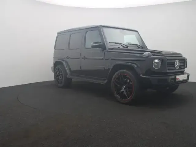 Mercedes-Benz G 400