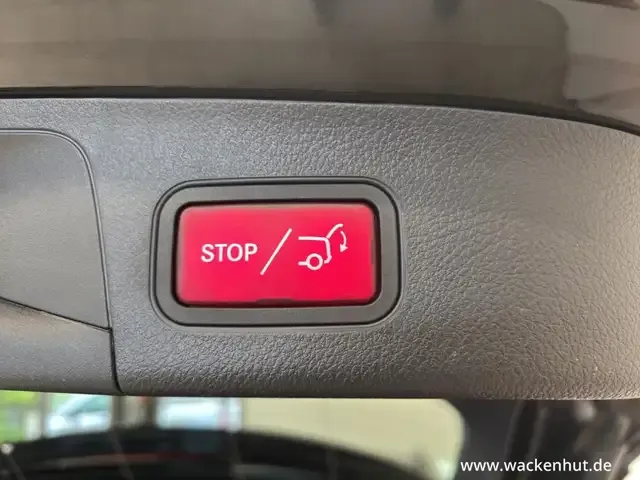 Mercedes-Benz GLA 220