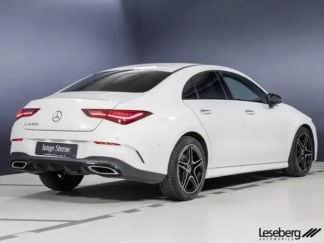 Mercedes-Benz CLA 200
