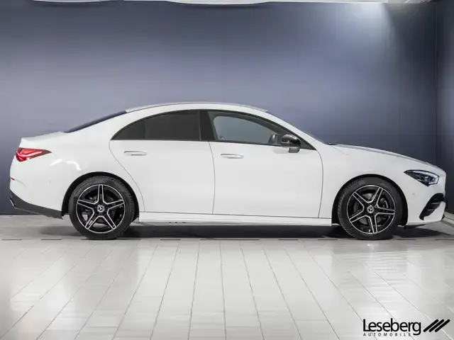 Mercedes-Benz CLA 200