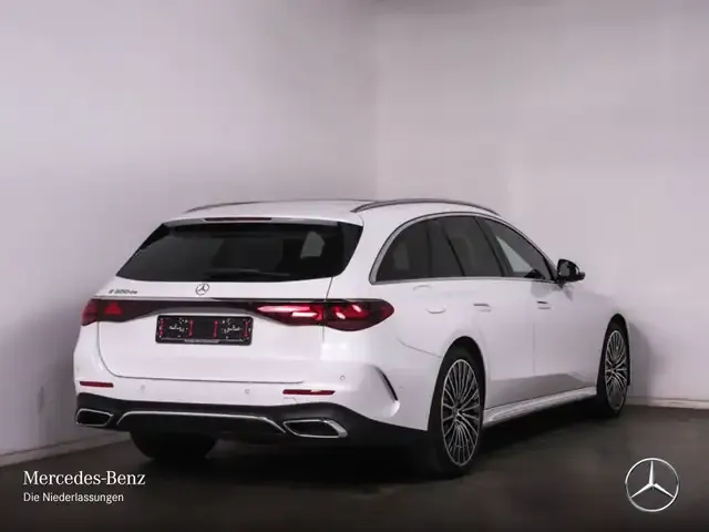 Mercedes-Benz E 300