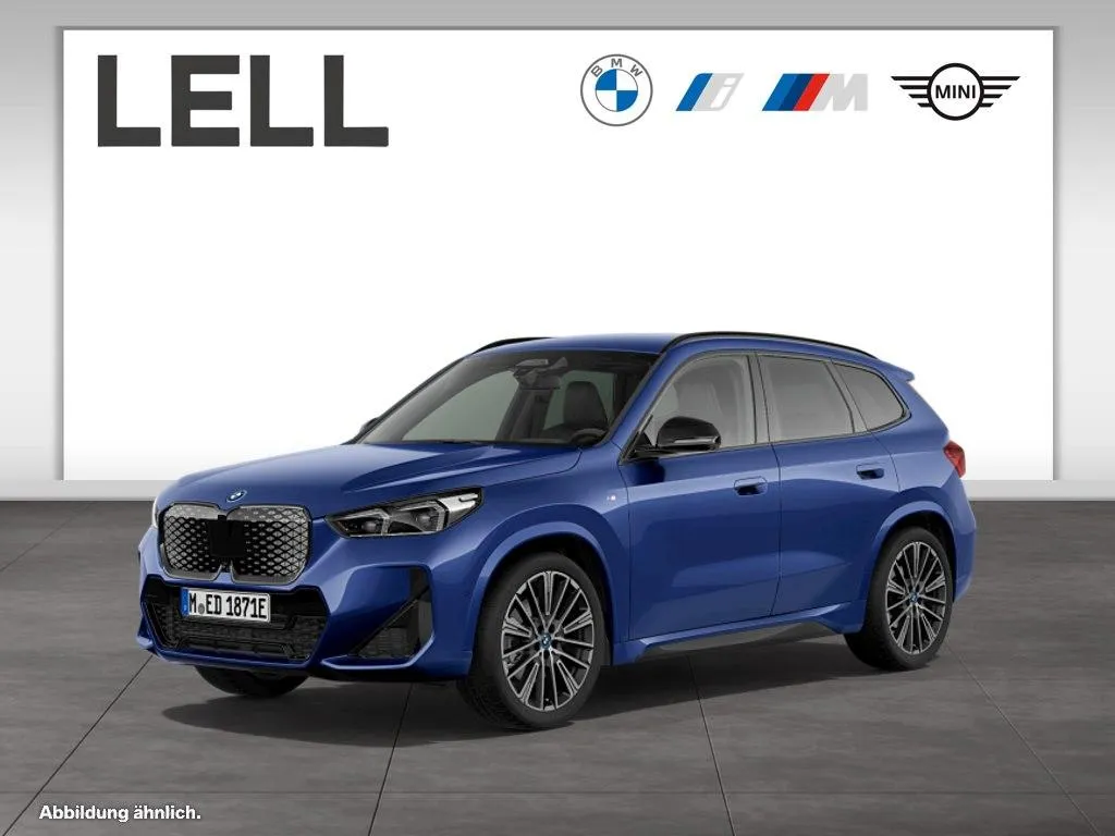 BMW iX1
