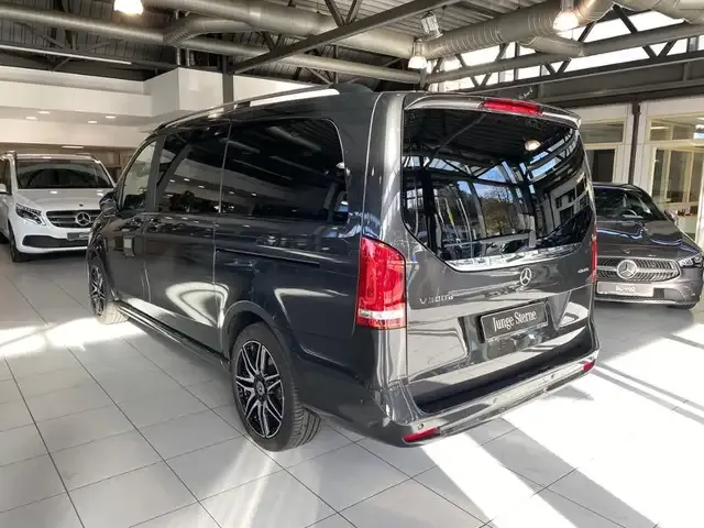 Mercedes-Benz V 300