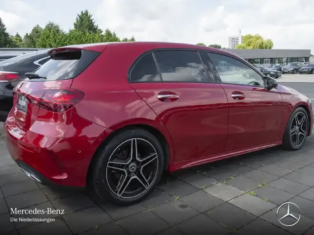 Mercedes-Benz A 180