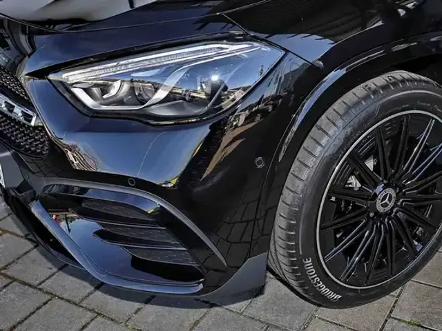 Mercedes-Benz GLA 250