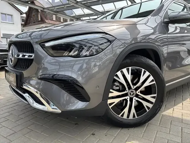 Mercedes-Benz GLA 250