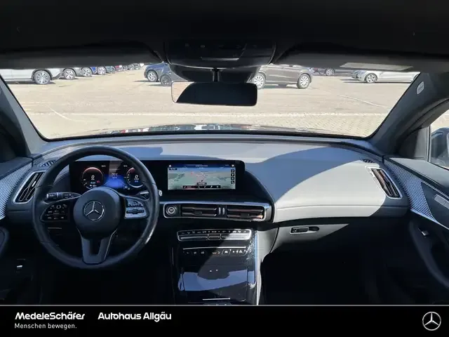 Mercedes-Benz EQC 400
