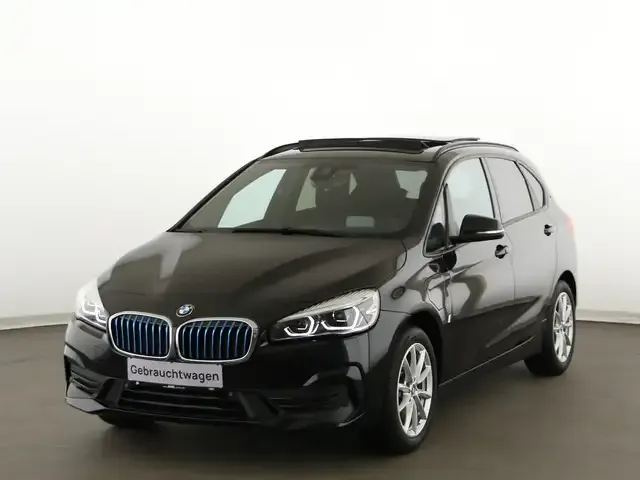 BMW 225