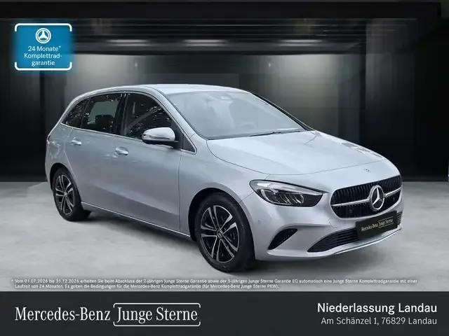 Mercedes-Benz B 180