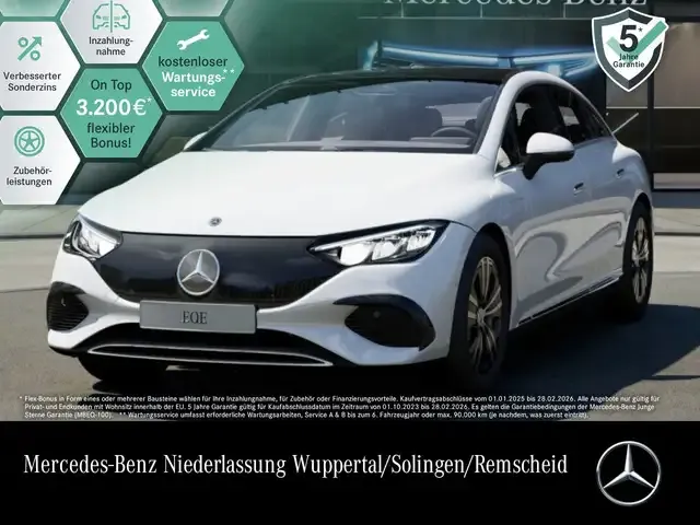 Mercedes-Benz EQE 300