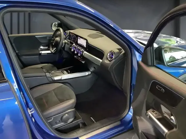 Mercedes-Benz GLB 200