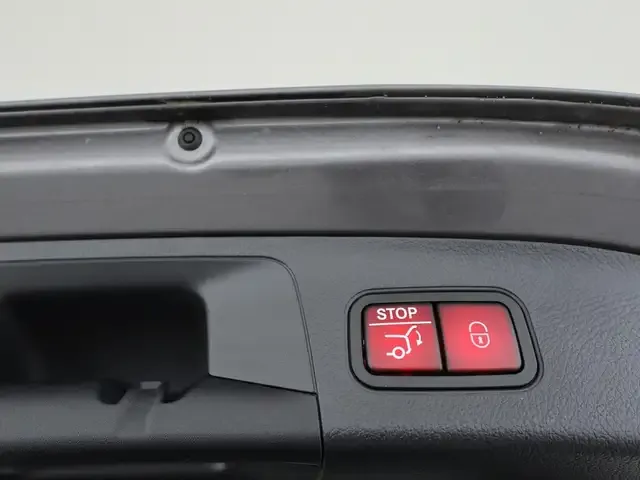 Mercedes-Benz GLA 220