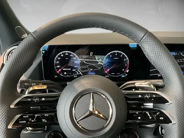 Mercedes-Benz GLA 35 AMG