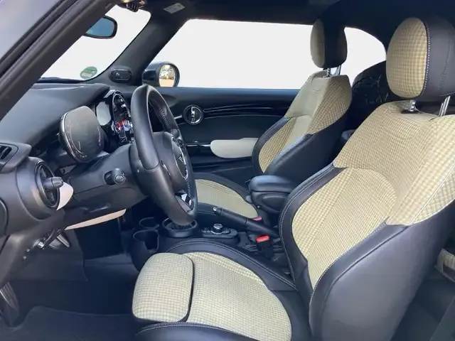 MINI John Cooper Works Cabrio