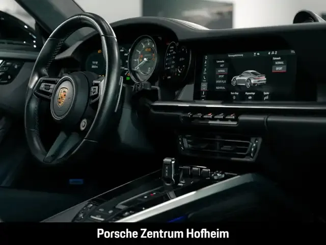 Porsche 992