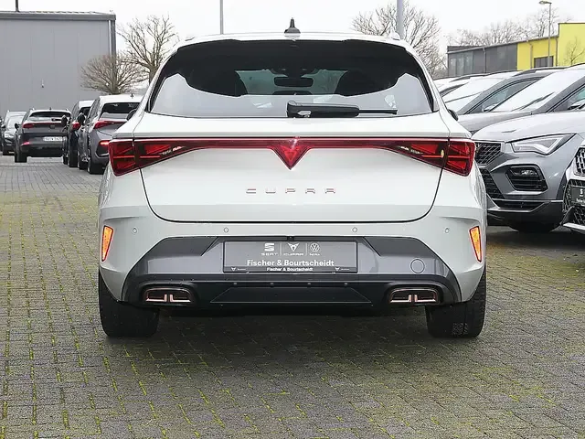 CUPRA Leon